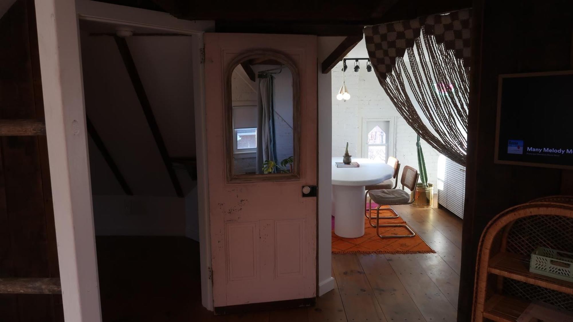 Creative Private Attic 1Br Suite Honey Brook ภายนอก รูปภาพ