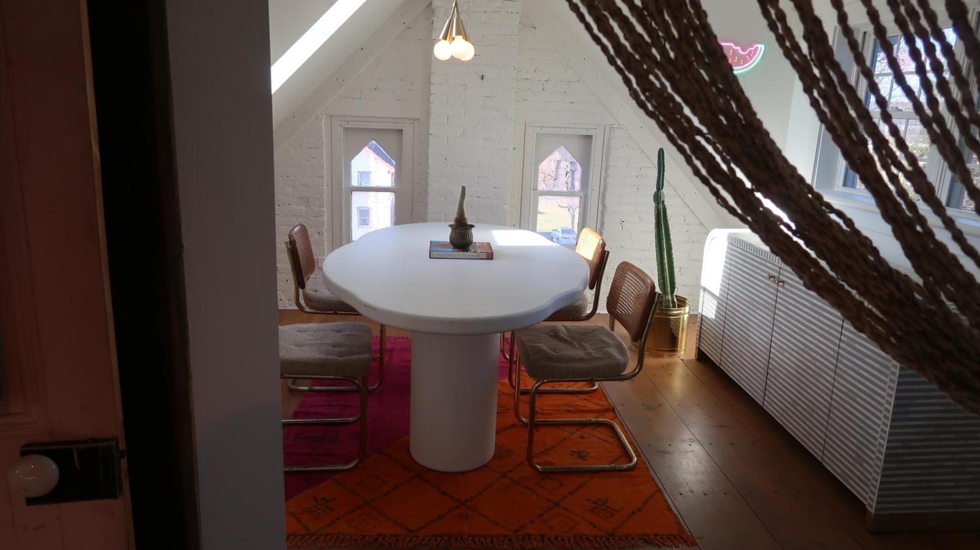Creative Private Attic 1Br Suite Honey Brook ภายนอก รูปภาพ